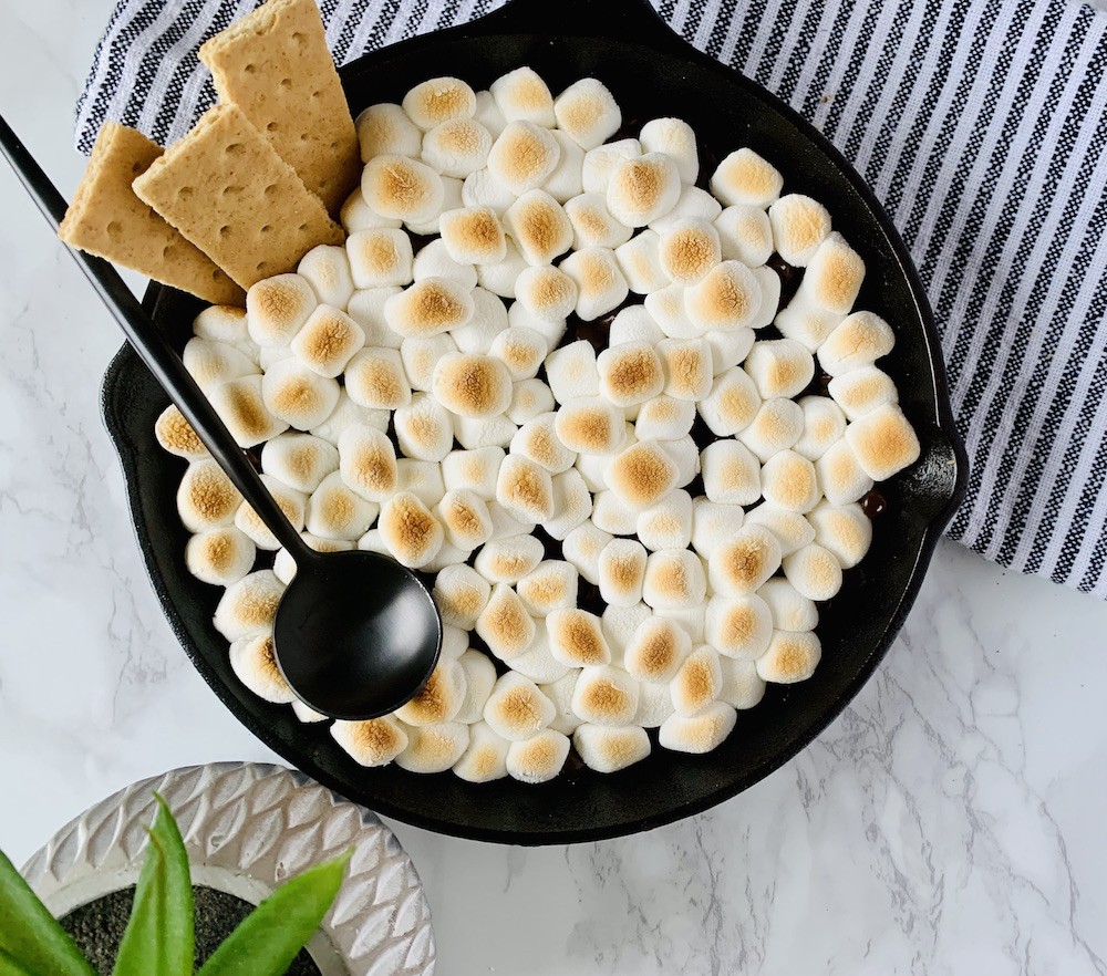 Cookies and Cream Pizookie - CokoCooksCokoCooks