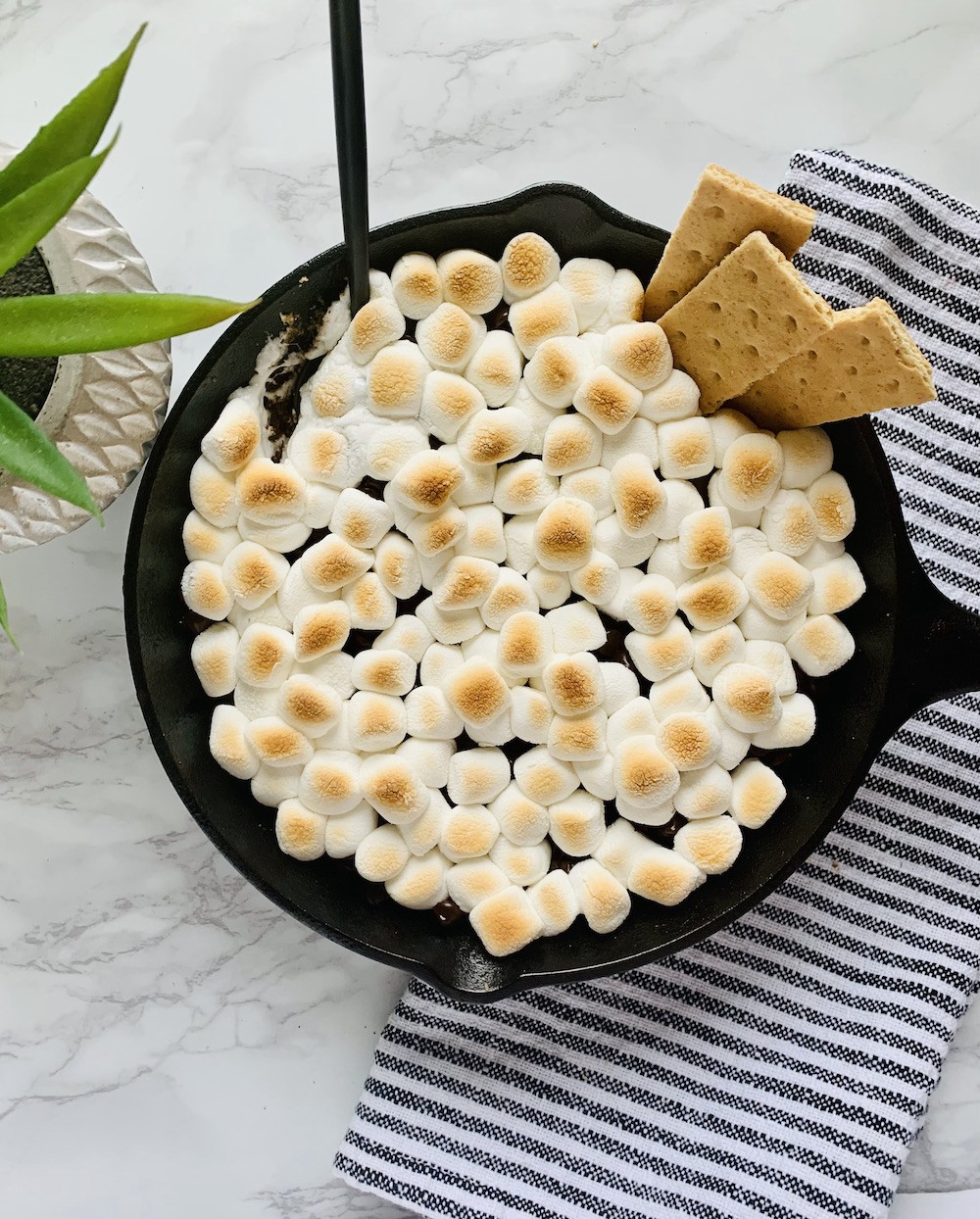 S'mores Skillet Cookie (Pizookie) - Baked Ambrosia